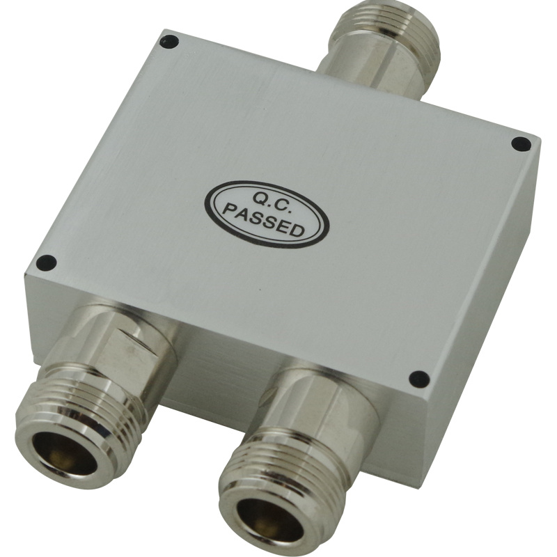 2 Way WiFi Splitter Unit